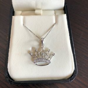 NWT Diamond 14k Crown Pendent